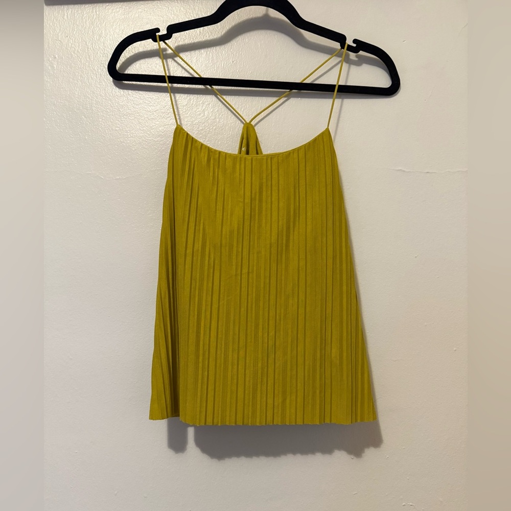 green/yellow tank top
